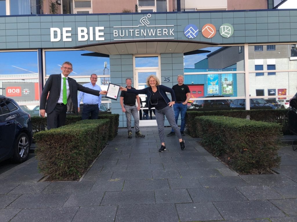 De Bie Buitenwerk ontvangt Groenkeur oorkonde
